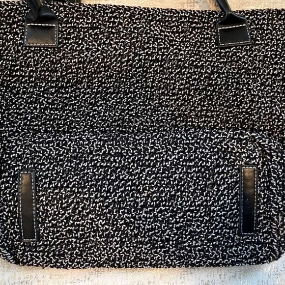 SAK Original Crochet Shoulder Purse/Bag in Black & White. Good Condition - Picture 10 of 14